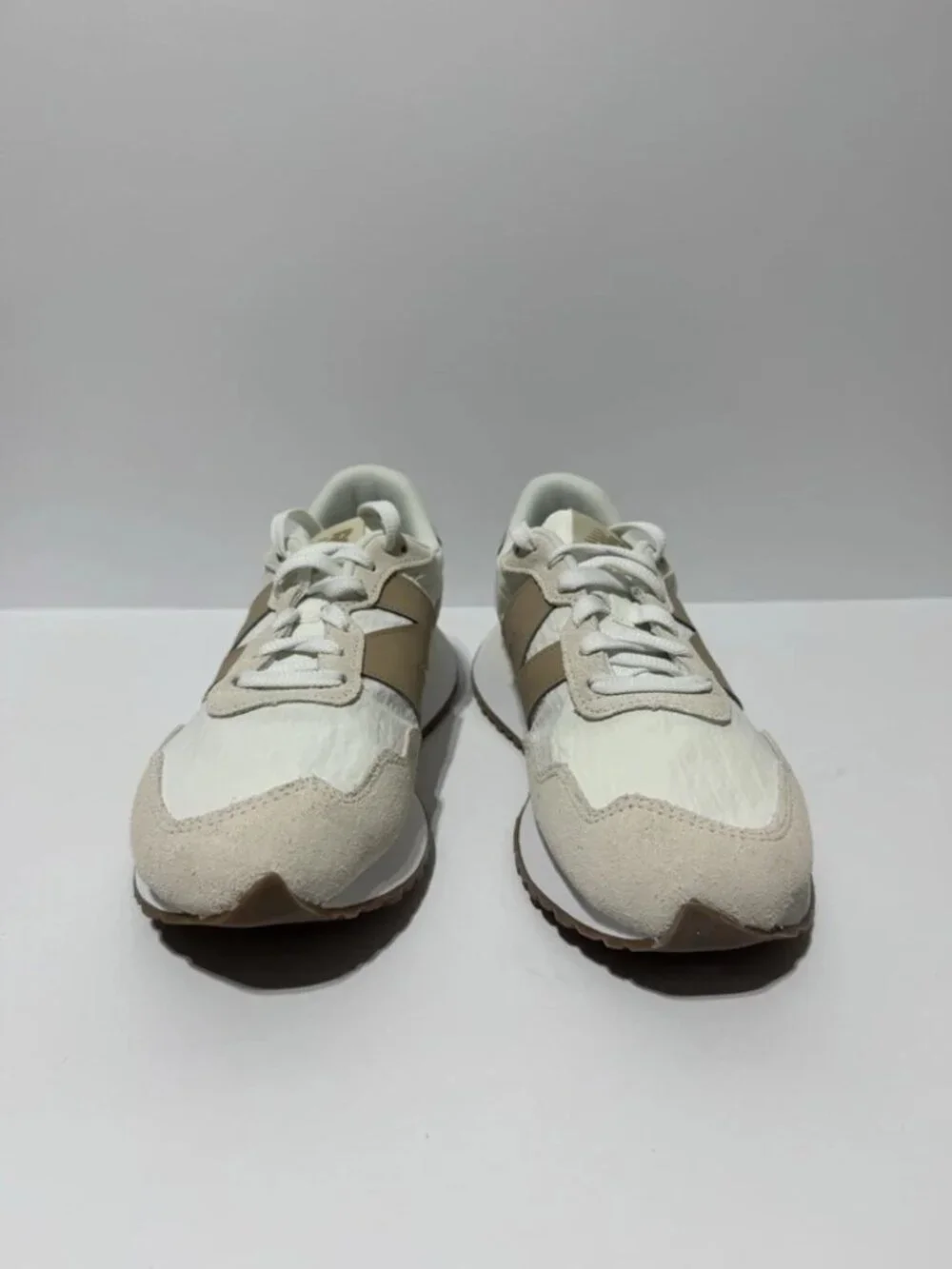 New Balance Womens 237 Sneakers White Size 10B